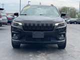Used 2023 Jeep Cherokee Altitude Lux image 2
