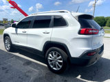 Used 2017 Jeep Cherokee Limited image 5