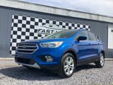 Used 2017 Ford Escape SE image 2