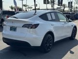 Used 2022 Tesla Model Y Long Range image 4