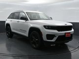 Used 2023 Jeep Grand Cherokee Altitude image 4