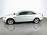Used 2017 Ford Taurus SEL image 4