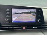 Used 2022 Hyundai Elantra SE image 3