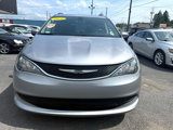 Used 2021 Chrysler Voyager Lxi image 5
