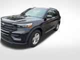 Used 2020 Ford Explorer XLT w/ Comfort Package image 2