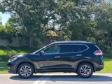 Used 2016 Nissan Rogue SL w/ SL Premium Package image 2