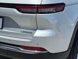 Used 2023 Jeep Grand Cherokee Laredo image 6