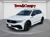 Used 2022 Volkswagen Tiguan SE R-Line image 3