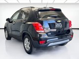 Used 2018 Chevrolet Trax LT w/ LT Convenience Package image 6