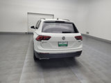 Used 2020 Volkswagen Tiguan SE image 6