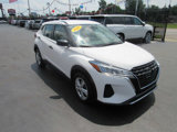 Used 2022 Nissan Kicks S image 4
