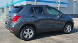 Certified 2022 Chevrolet Trax LT w/ LT Convenience Package image 2
