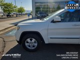 Used 2012 Jeep Grand Cherokee Laredo w/ Laredo E Group image 2