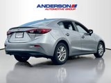 Used 2015 MAZDA MAZDA3 i Grand Touring image 2