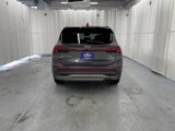 Used 2023 Hyundai Santa Fe SE image 4