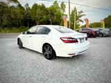 Used 2016 Honda Accord Touring image 2