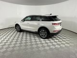 Used 2021 Lincoln Corsair FWD image 3