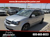 Used 2019 Dodge Grand Caravan GT image 3