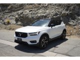 Used 2019 Volvo XC40 T4 R-Design image 4