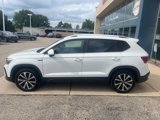 Certified 2022 Volkswagen Taos SE image 5