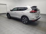 Used 2018 Nissan Rogue SL w/ Premium Package image 3