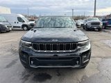 Used 2023 Jeep Grand Cherokee Overland image 3
