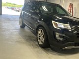 Used 2016 Ford Explorer XLT w/ Equipment Group 202A image 3