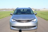 Used 2020 Chrysler Voyager Lxi image 2
