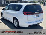 Used 2023 Chrysler Pacifica Touring image 5