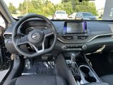 Used 2024 Nissan Altima 2.5 SV image 6