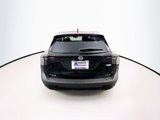 New 2025 Nissan Kicks SV image 6