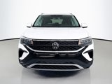 Used 2023 Volkswagen Taos SE image 6
