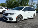 Used 2021 Chrysler Pacifica Pinnacle image 4
