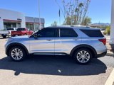 Used 2021 Ford Explorer Limited w/ Equipment Group 301A image 2