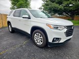 Used 2021 Chevrolet Traverse LT image 2