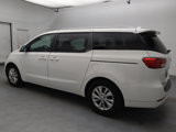 Used 2017 Kia Sedona LX w/ LX Essentials Premium Package image 3