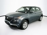 Used 2024 Hyundai Venue SE image 3