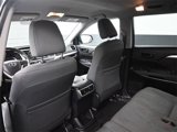 Used 2019 Toyota Highlander LE image 2