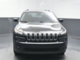 Used 2016 Jeep Cherokee Latitude w/ Safety/Convenience Group image 3