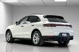 Certified 2021 Porsche Macan image 3