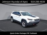 Used 2019 Jeep Cherokee Trailhawk image 2
