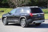 Used 2023 GMC Acadia SLT image 2