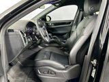 Certified 2023 Porsche Cayenne Coupe image 5