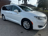 Used 2019 Chrysler Pacifica Touring Plus w/ Advanced Safetytec Group image 2
