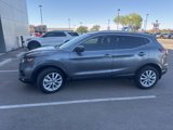 Used 2022 Nissan Rogue Sport SV image 3