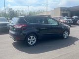 Used 2015 Ford Escape SE w/ Equipment Group 201A image 4