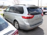 Used 2015 Toyota Sienna LE image 5