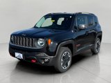Used 2015 Jeep Renegade Trailhawk image 3