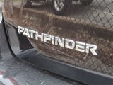 Used 2017 Nissan Pathfinder SL image 3