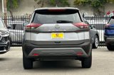 Used 2023 Nissan Rogue SV image 4